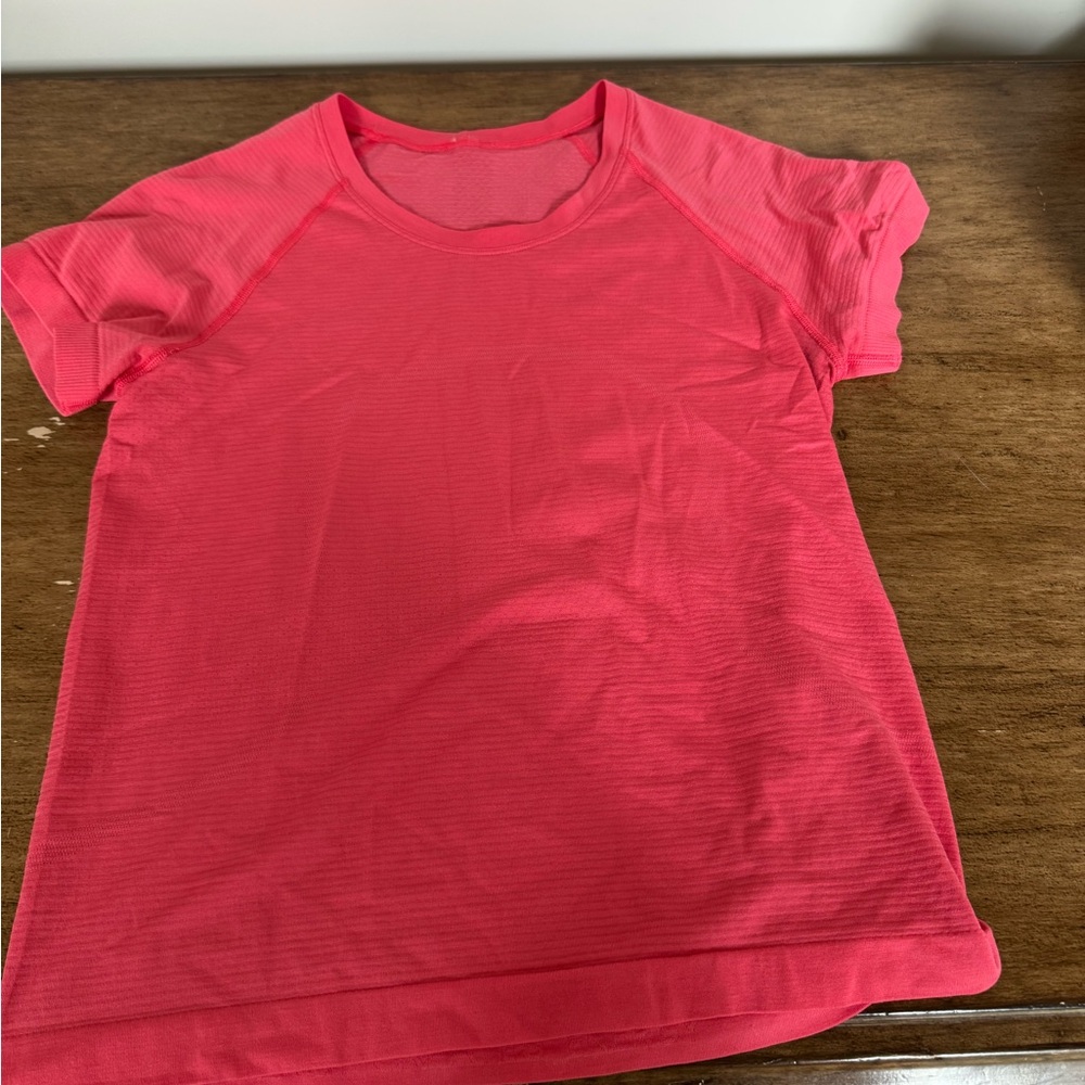 lululemon athletica Pink Short Sleeve Tee